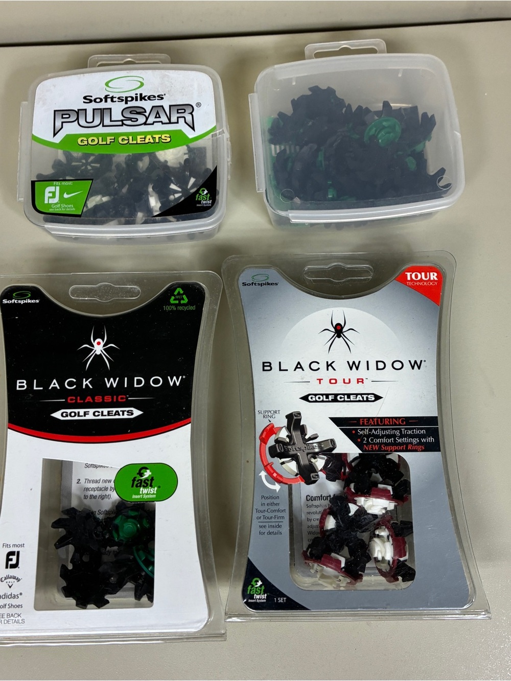 Lot of 4 Softspikes Golf Cleats Pulsar Black Widow Tour & Classic Fast Twist